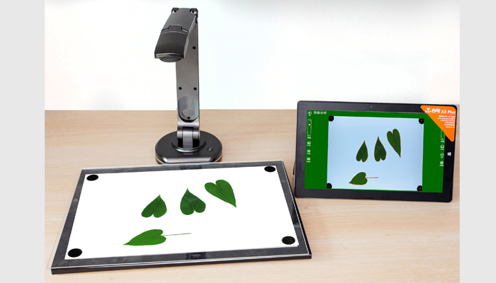 LA-S葉面積分析儀，又稱(chēng)葉面積儀，葉面積測(cè)量?jī)x，葉面積測(cè)定儀，便攜式活體葉面積儀。由Win10系統(tǒng)的平板電腦、移動(dòng)電源輔助背光源板及分析軟件組成。用于快速、準(zhǔn)確、便捷地分析植物葉面積等。